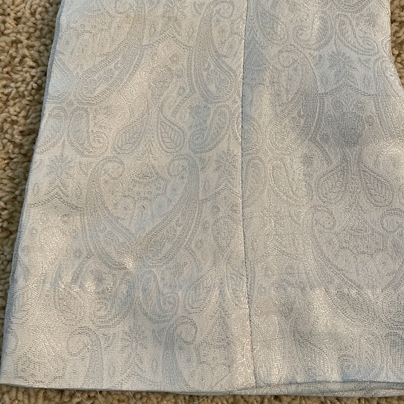 Girls silver color banaras loose pants for Pakistani Indian clothes. - Picture 2 of 4